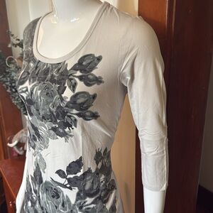 NWT Style&Co size small Floral Print Women's Top - Gray